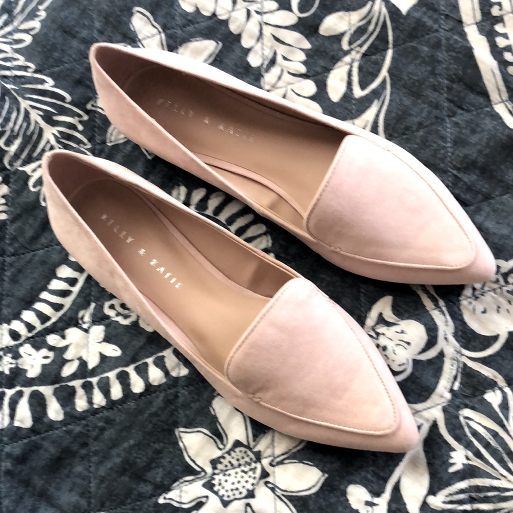 Kelly and Katie Pale Pink Pointy Toe Flat Loafers Size 7.5